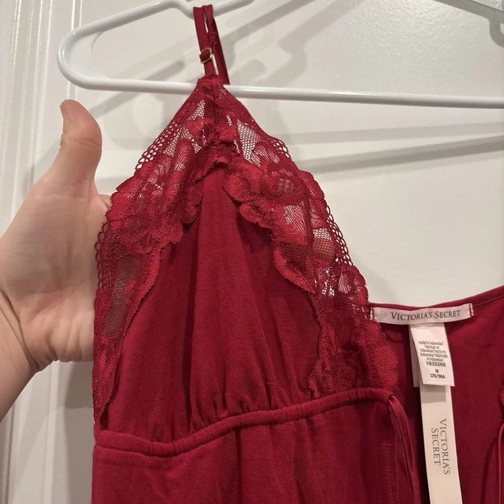 Victoria's Secret M Medium So Soft Modal‎ Lace-Trim Flyaway Cami  Red Lace